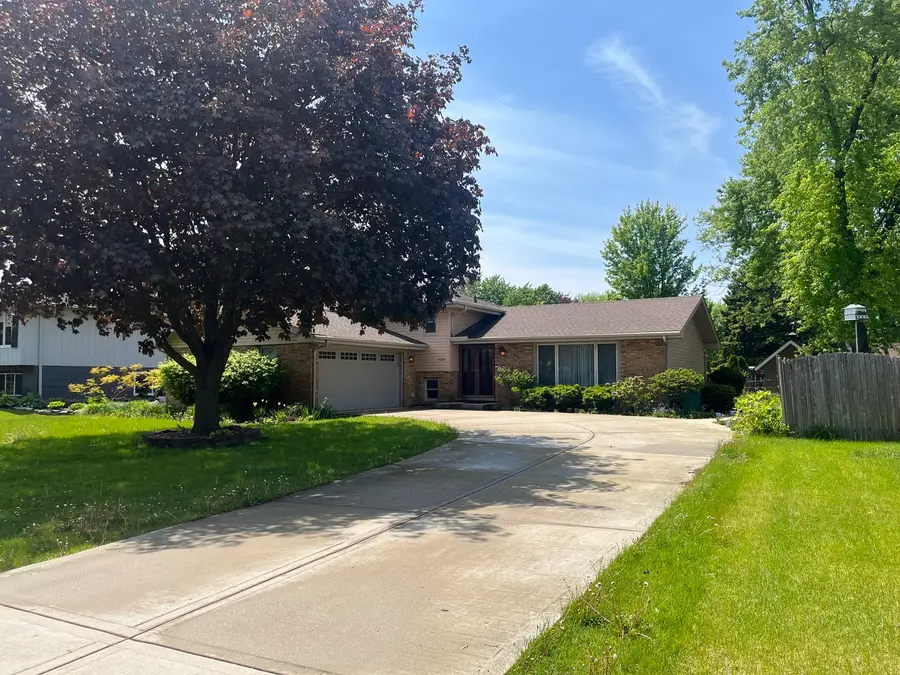 529 Shorewood Drive, Shorewood, IL 60404 - #2