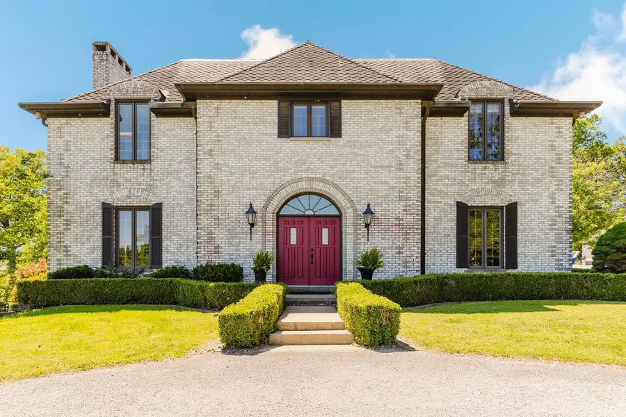 9049 Route 166, Creal Springs, IL 62922 - #2