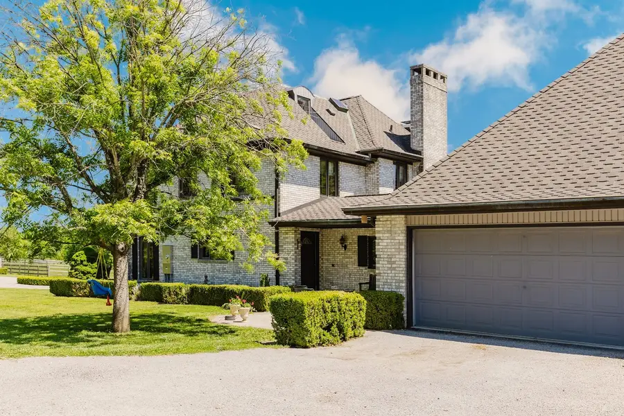 9049 Route 166, Creal Springs, IL 62922 - #3