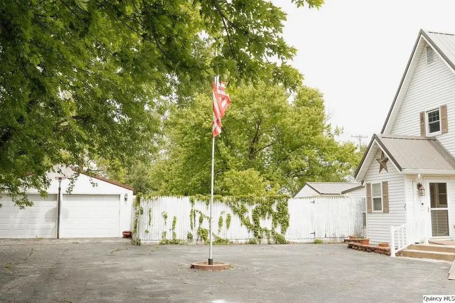 100 Adams, Coatsburg, IL 62325 - #2