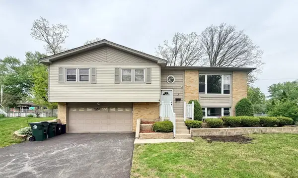 3 Catalpa Court, Woodridge, IL 60517