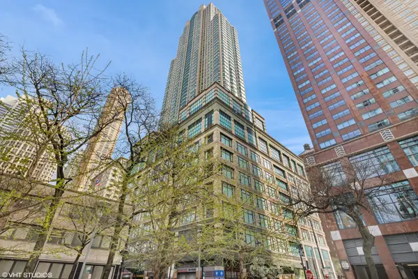 100 E Huron Street #2903, Chicago, IL 60611