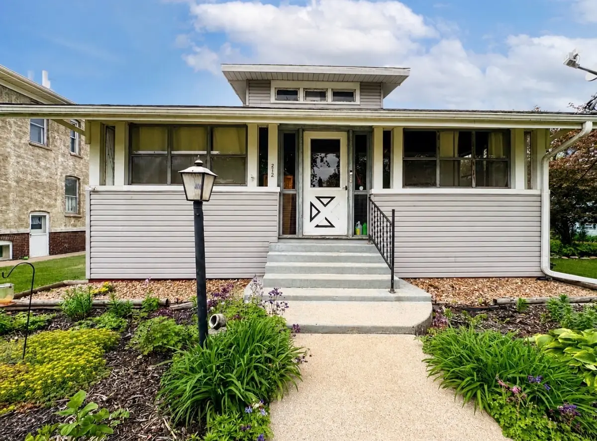 212 Tinley Avenue, Depue, IL 61322 - #1
