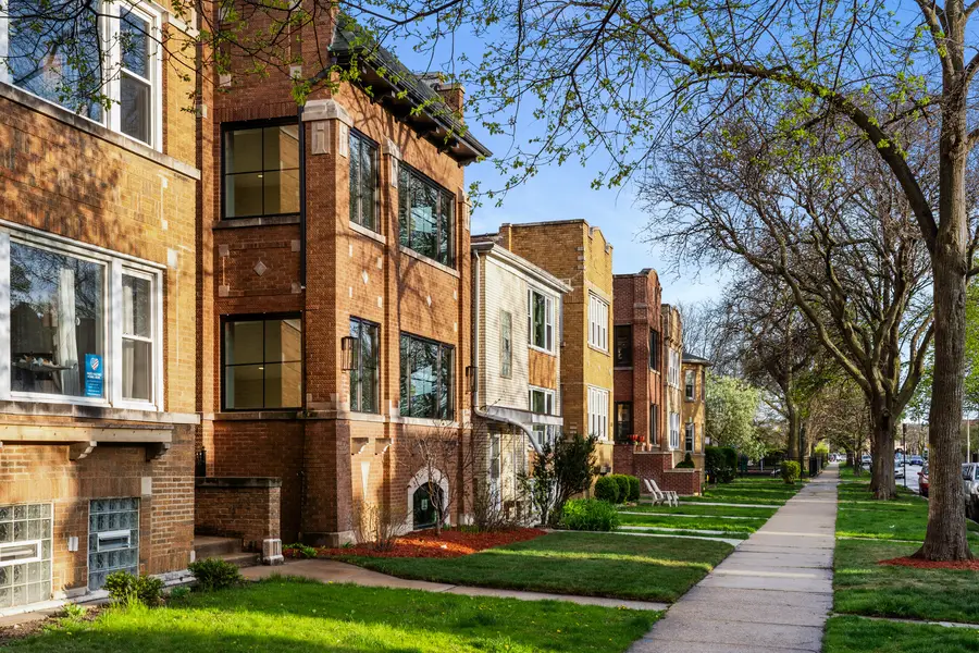 3317 N Avers Avenue, Chicago, IL 60618 - #2