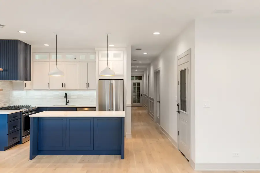 3317 N Avers Avenue, Chicago, IL 60618 - #3