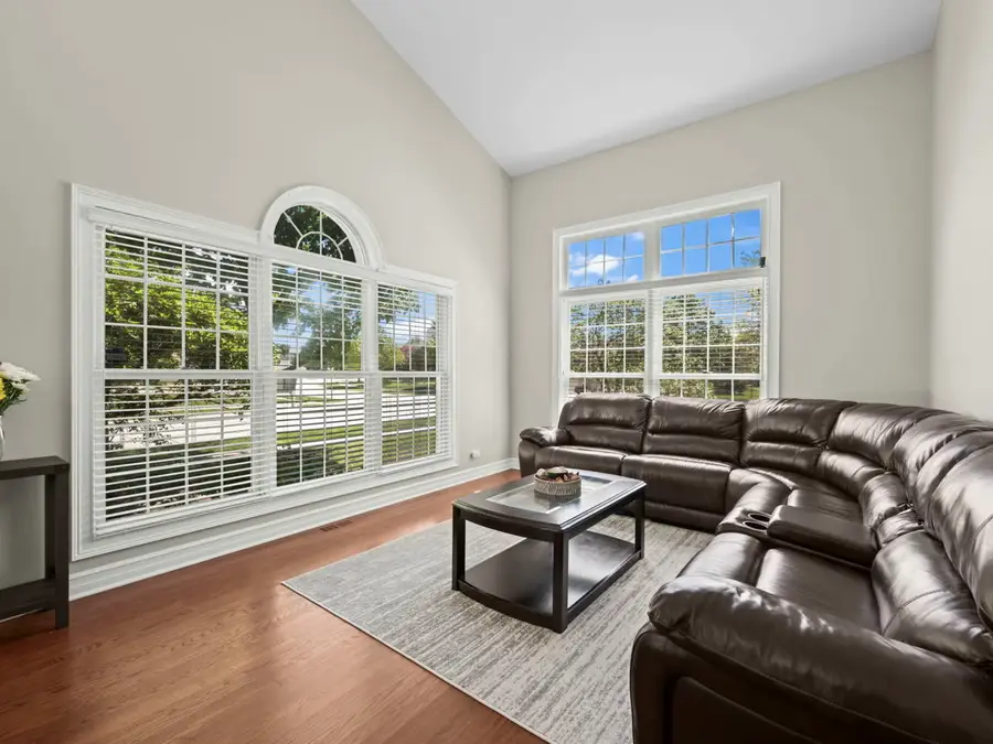 301 Lynwood Circle, Bloomingdale, IL 60108 - #3