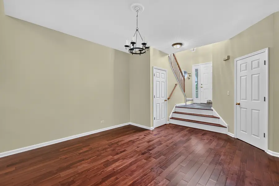 33 Stonegate Lane, Streamwood, IL 60107 - #3