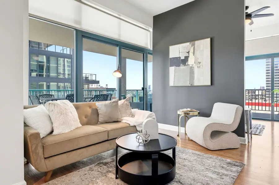 340 W Superior Street #1009, Chicago, IL 60654 - #3