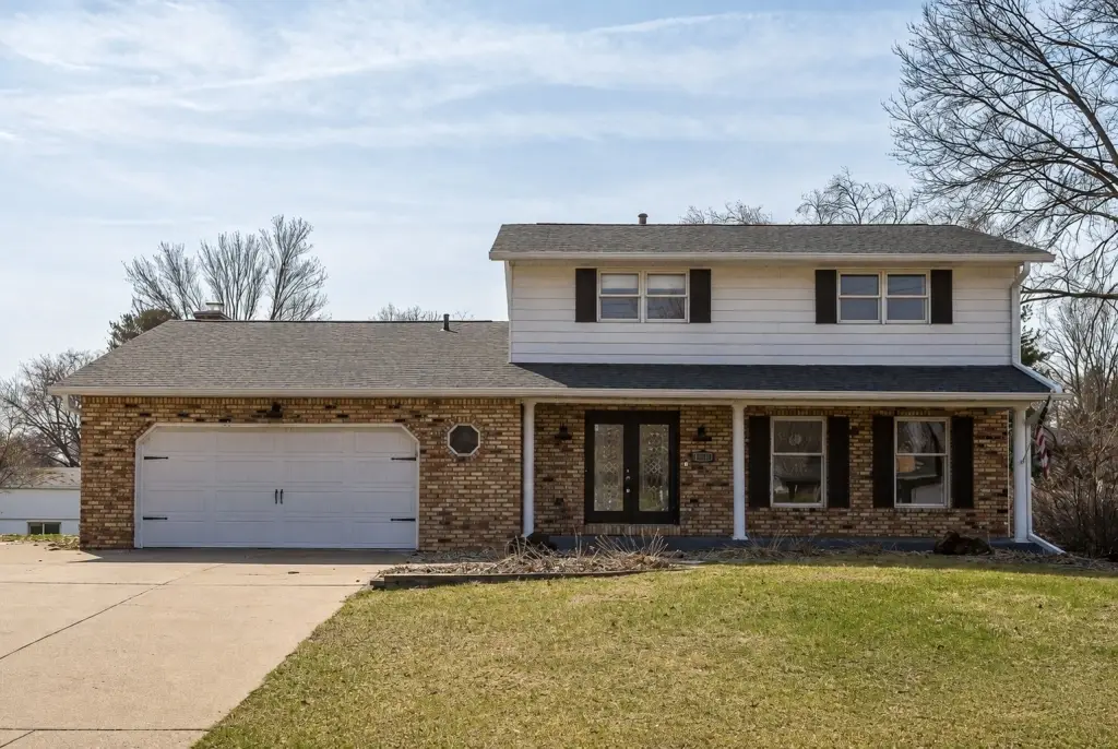 2039 E 46th Street, Davenport, IA 52807 - #1