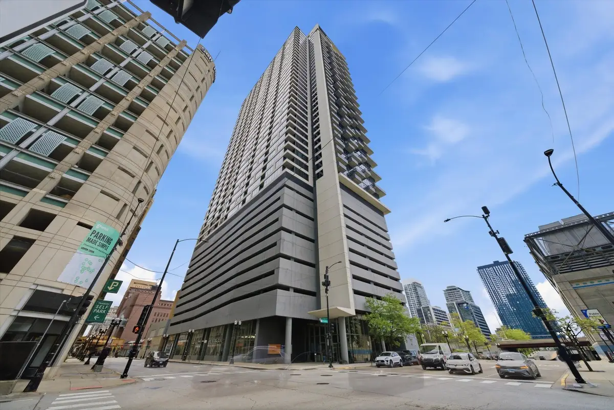 235 W Van Buren Street #3814, Chicago, IL 60607 - #1