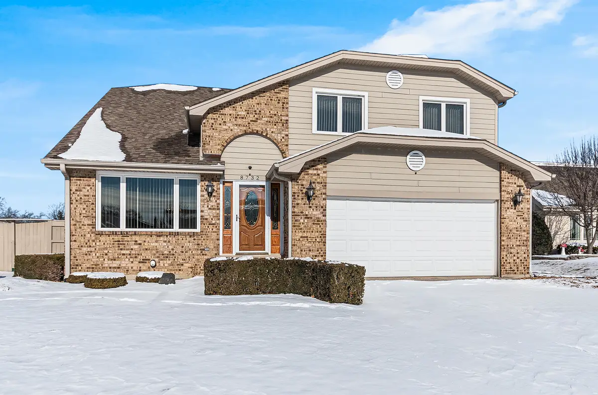 8732 W Surrey Park, Palos Hills, IL 60465 - #1