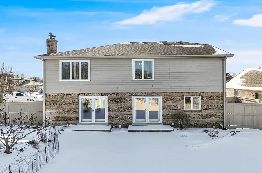 8732 W Surrey Park, Palos Hills, IL 60465 - #2