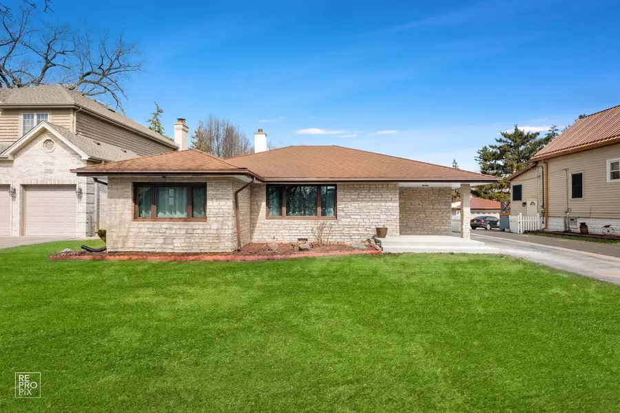 221 E Grantley Avenue, Elmhurst, IL 60126 - #2