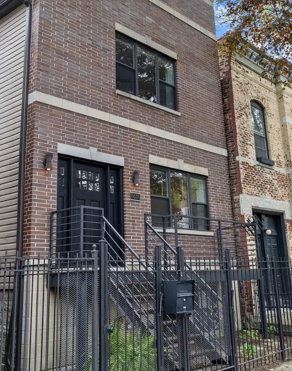1615 W Ohio Street, Chicago, IL 60622