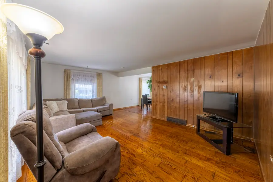 14 N Wabash Avenue, Glenwood, IL 60425 - #3