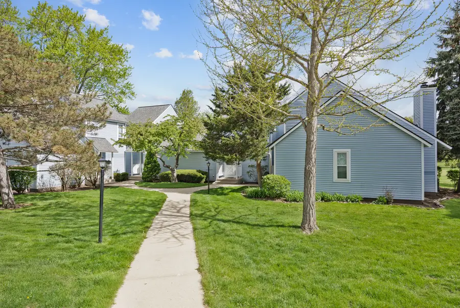 939 Chase Court, Gurnee, IL 60031 - #2