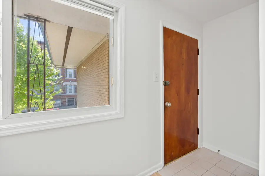 135 S Kenilworth Avenue #10, Oak Park, IL 60302 - #2