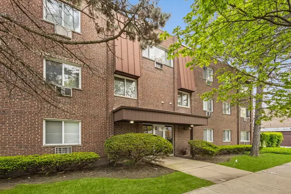 3201 W Balmoral Avenue #301, Chicago, IL 60625