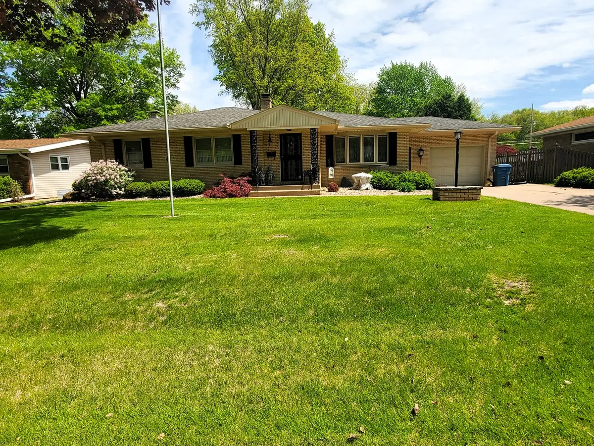 3500 12th Street, East Moline, IL 61244 - #1