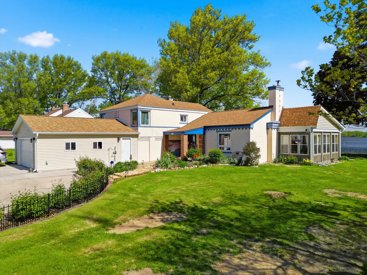 3311 Island View Drive, Rock Falls, IL 61071 - #1