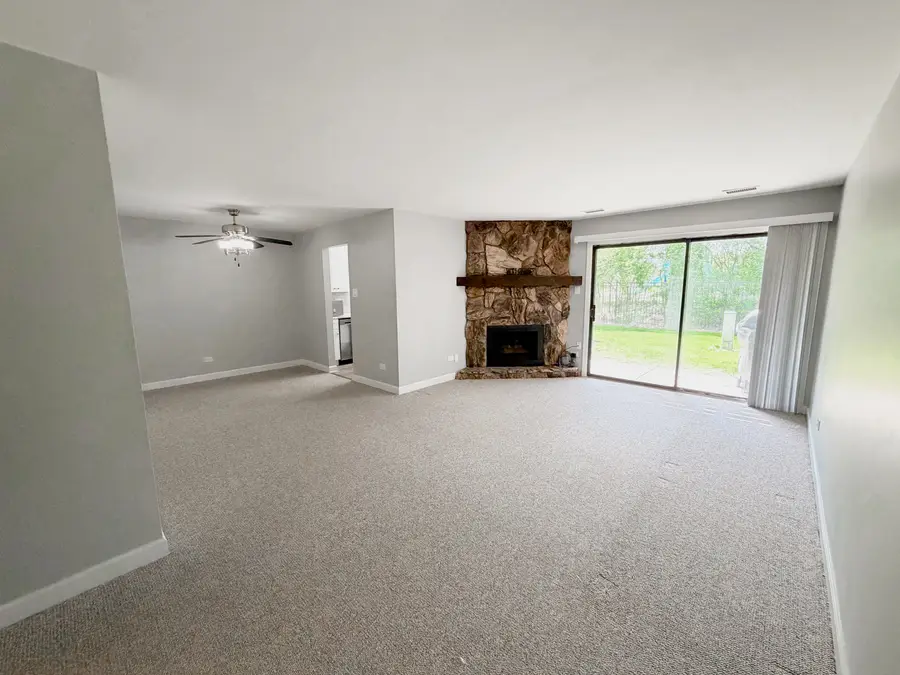 823 E Coach Road #5, Palatine, IL 60074 - #3