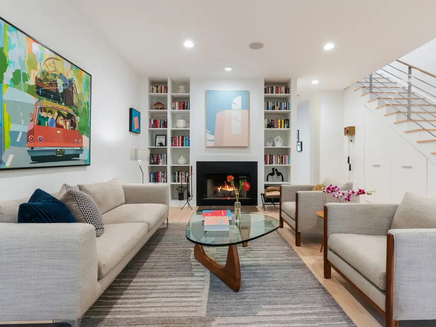 4823 N Oakley Avenue, Chicago, IL 60625 - #2
