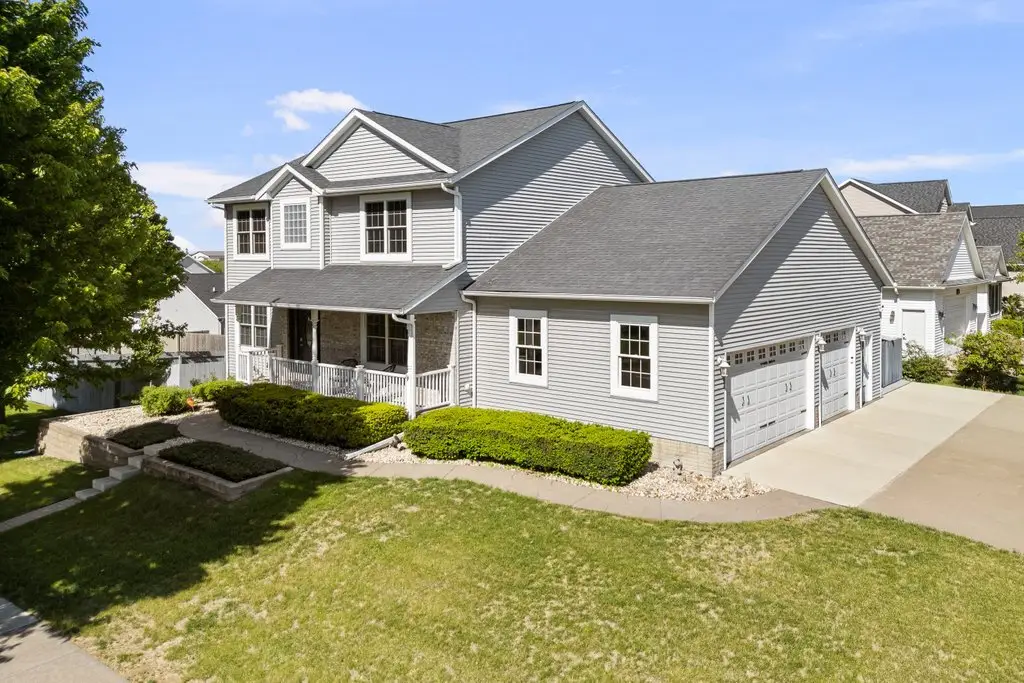 6911 Madison Street, Davenport, IA 52806 - #1