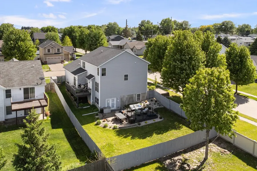 6911 Madison Street, Davenport, IA 52806 - #3
