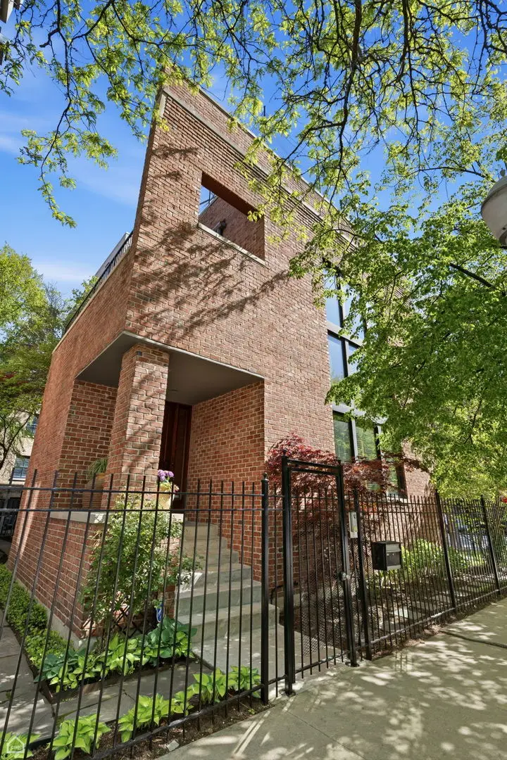 1202 W Fletcher Street, Chicago, IL 60657 - #2