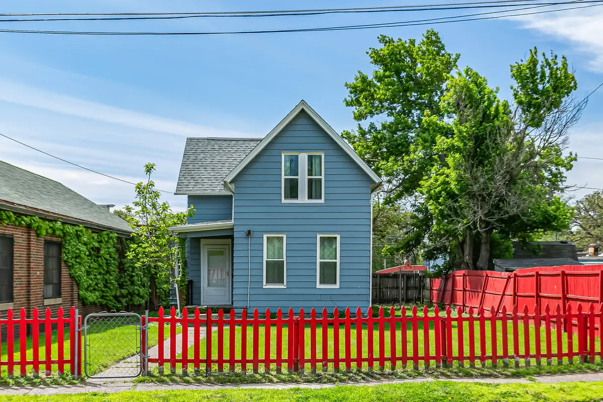 1545 W 2nd Street, Davenport, IA 52802 - #1