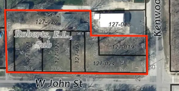 2404 W John Street, Champaign, IL 61821