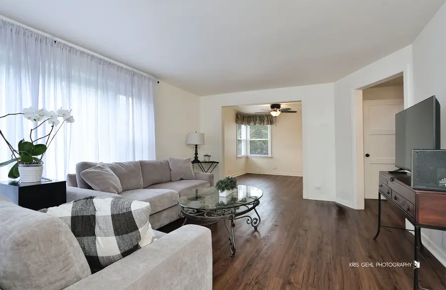 2431 W Ridgeland Avenue, Waukegan, IL 60085 - #2