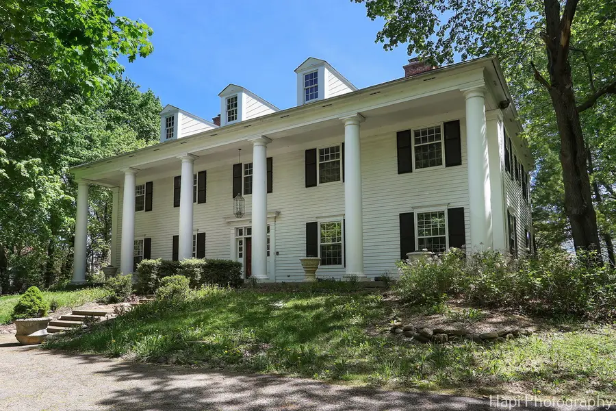 23 W County Line Road, Barrington Hills, IL 60010 - #3