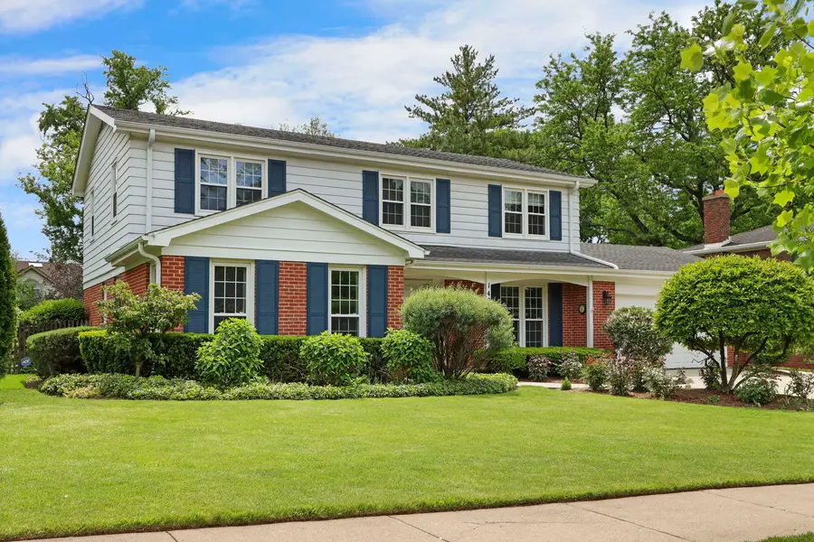 1427 Woodhill Drive, Northbrook, IL 60062 - #2