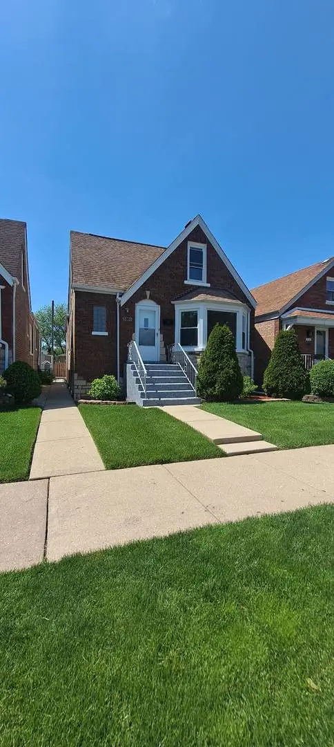 5110 S Latrobe Avenue, Chicago, IL 60638