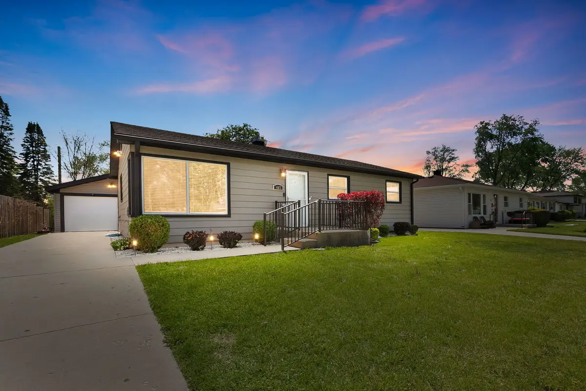 407 Bonniebrook Avenue, Mundelein, IL 60060 - #1