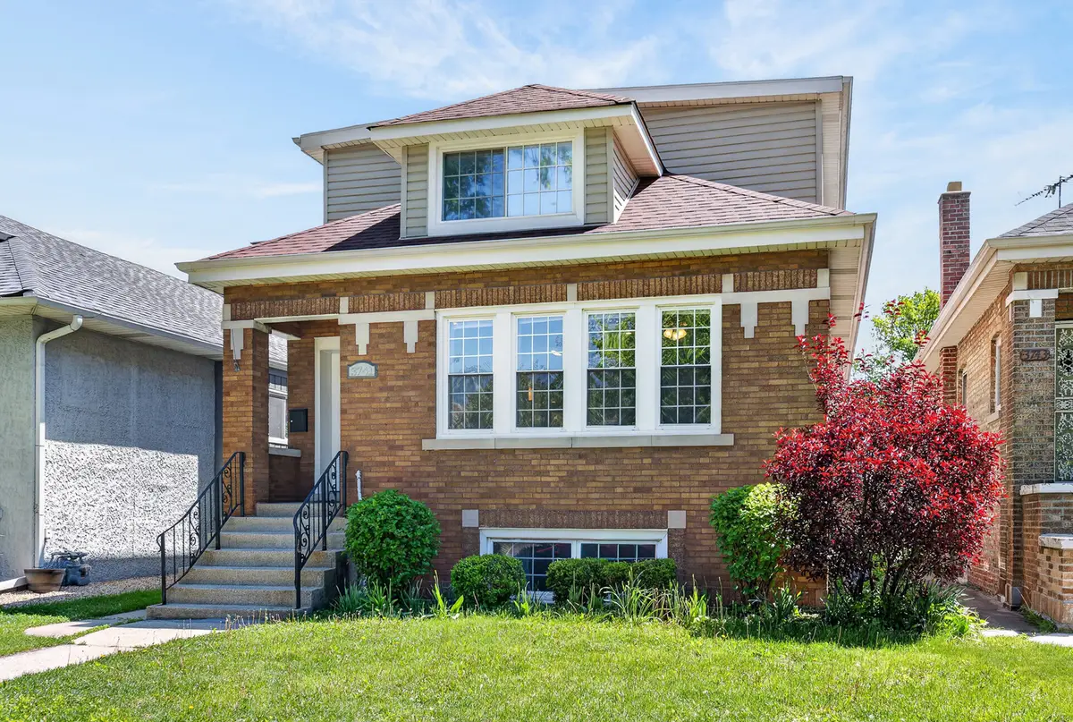 3741 Clinton Avenue, Berwyn, IL 60402 - #1