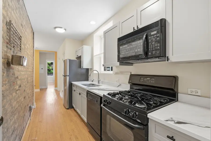 1443 W Victoria Street #1F, Chicago, IL 60660 - #3