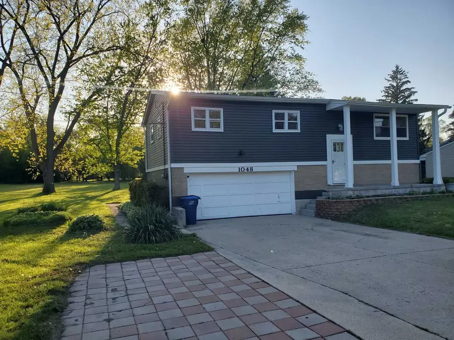 1048 Belle Plaine Avenue, Gurnee, IL 60031 - #2