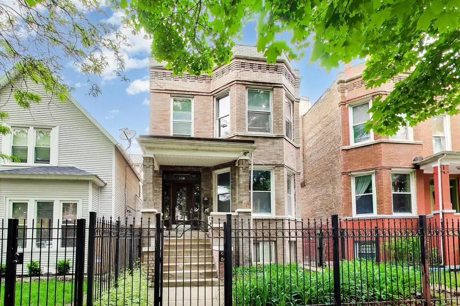 3410 W Shakespeare Avenue, Chicago, IL 60647 - #2