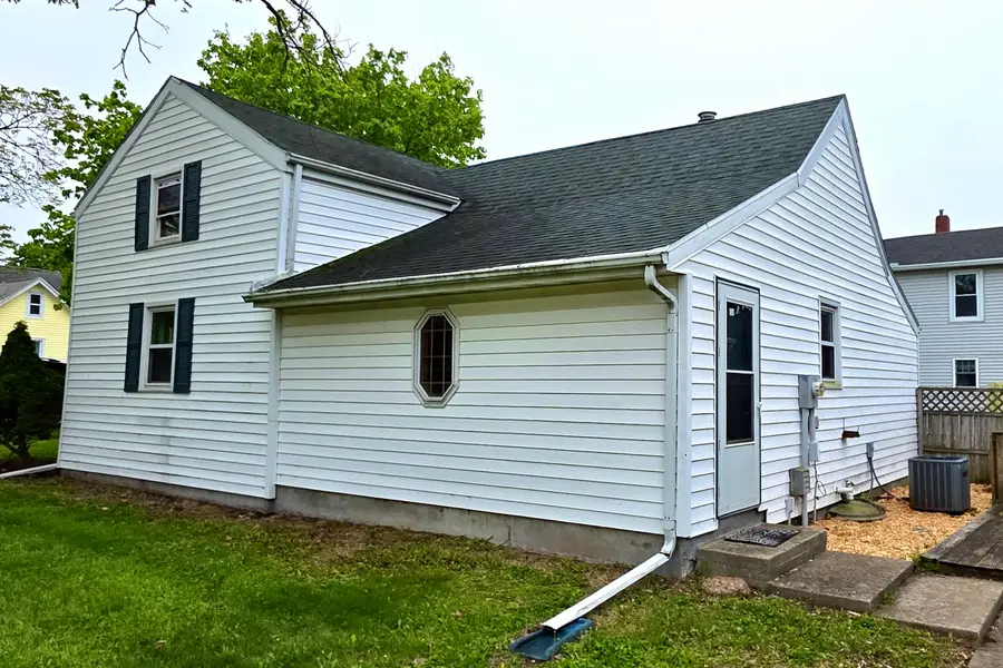 406 E North Street, Danvers, IL 61732 - #3