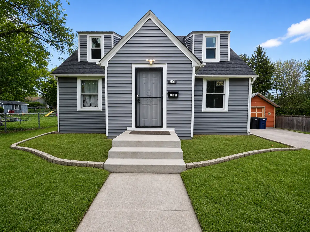 720 Adams Street, Elgin, IL 60123 - #1