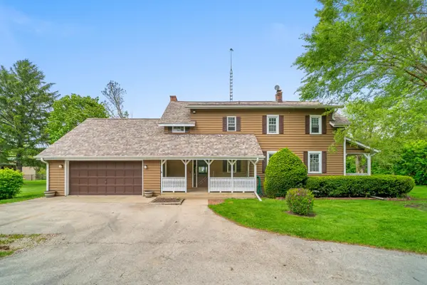 1977 County Line Road, Sandwich, IL 60548