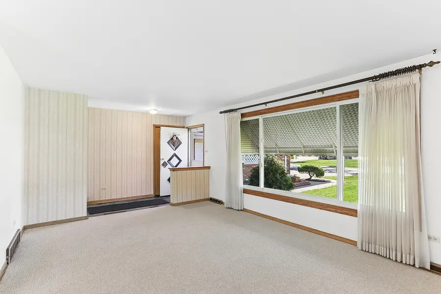 17121 Ingleside Avenue, South Holland, IL 60473 - #2
