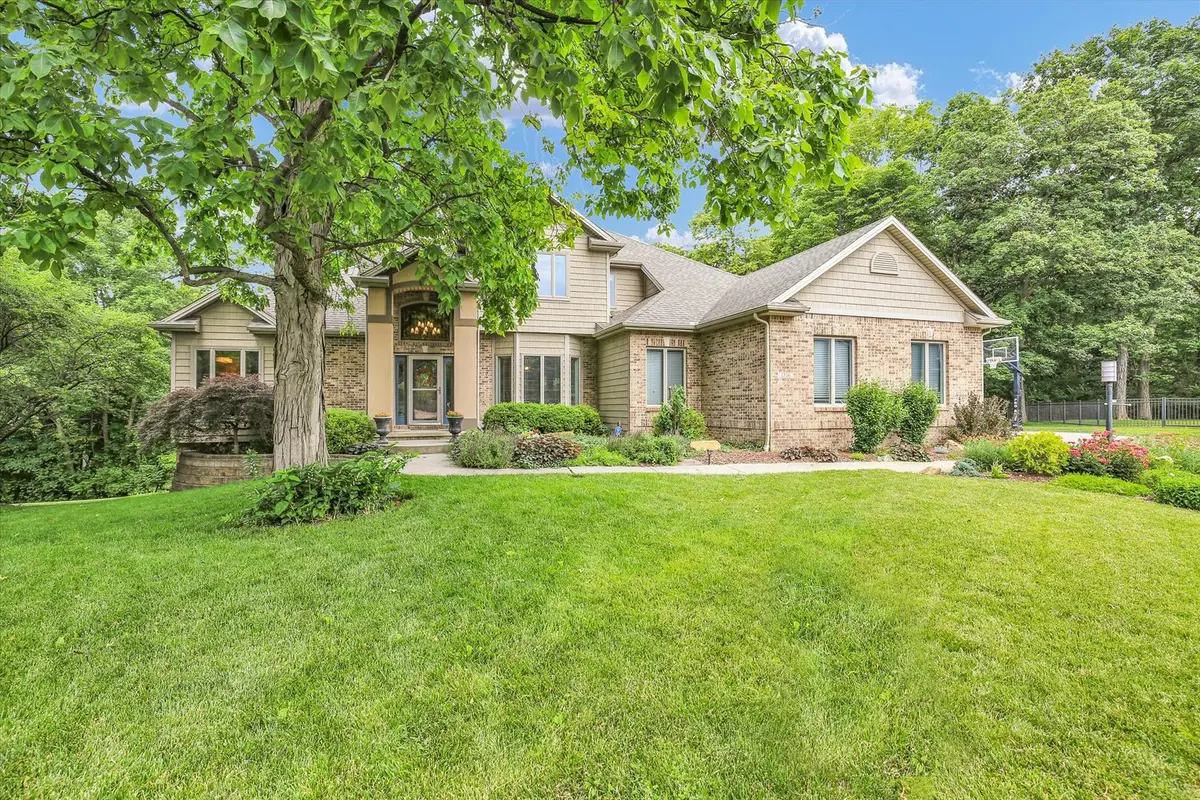 1516 River Bluff Drive, Mahomet, IL 61853 - #1