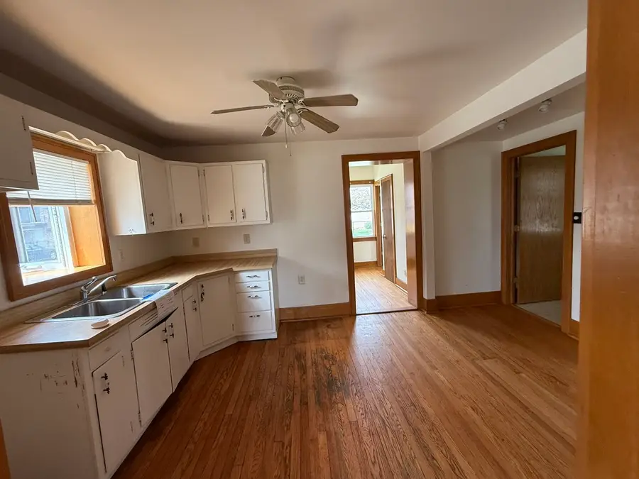 216 N Williams Street, Thornton, IL 60476 - #2