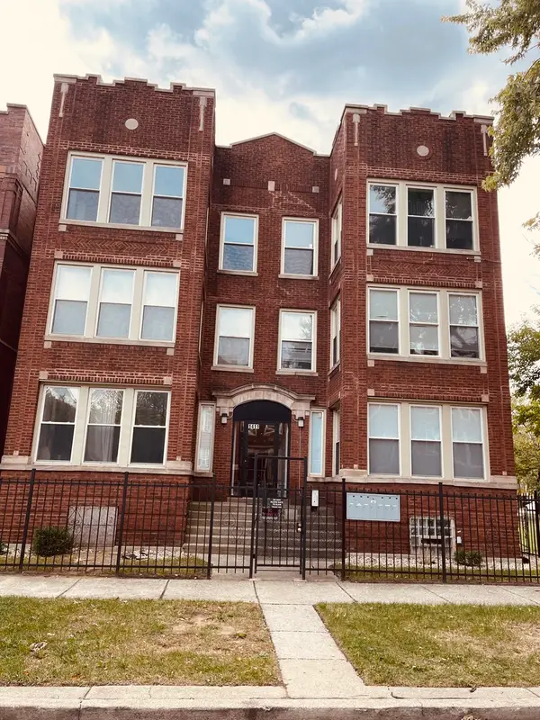 1411 E 67th Place #3E, Chicago, IL 60637