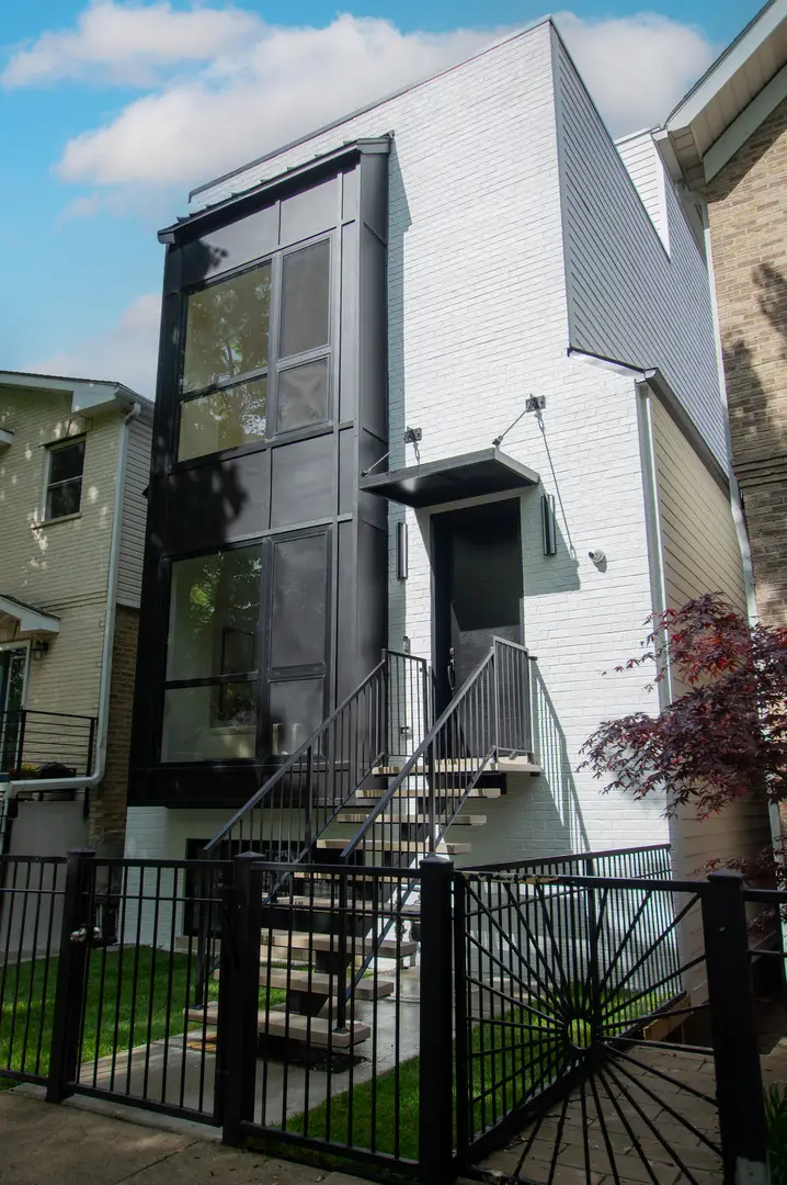 2156 N Claremont Street, Chicago, IL 60647 - #1