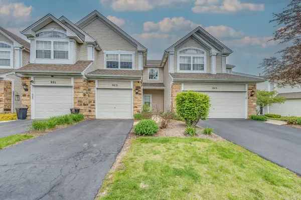 973 Mesa Drive, Lake In The Hills, IL 60156