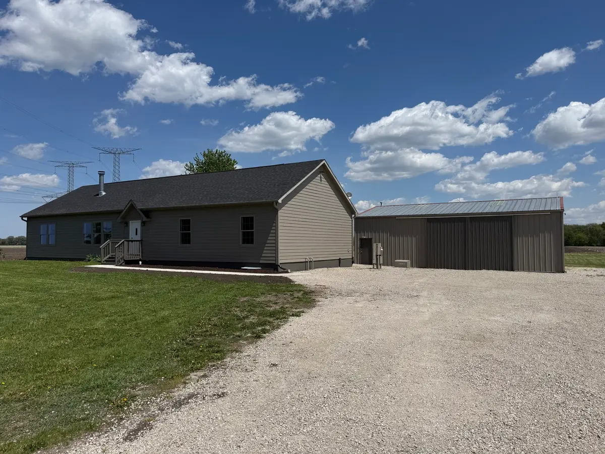 410 S Higgins Road, Mazon, IL 60444 - #1